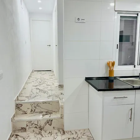 Noori 1b Apartamento *